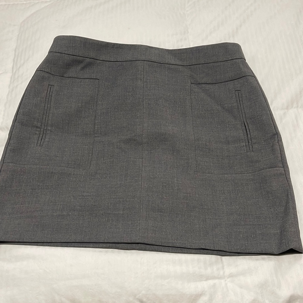 Loft short skirt